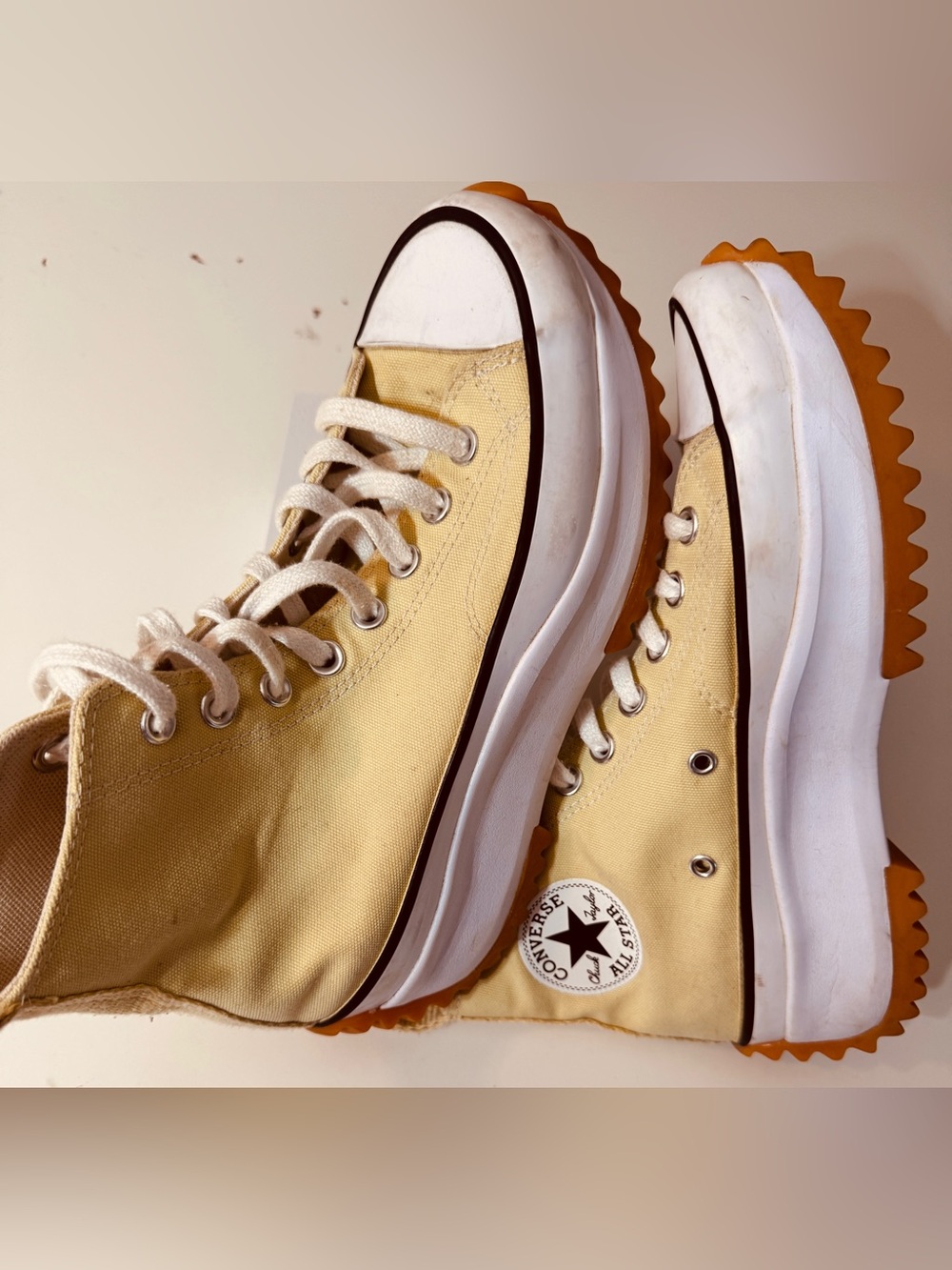 CONVERSE Run Star Hike Canvas Platform Shoes. Never Worn!